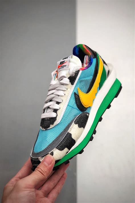 nike sacai china